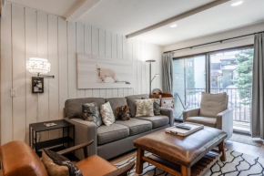 Fully Renovated! St Anton #17 Ski in Ski Out 1 Bedroom 1 Bathroom Condo! Sleeps up to 4!